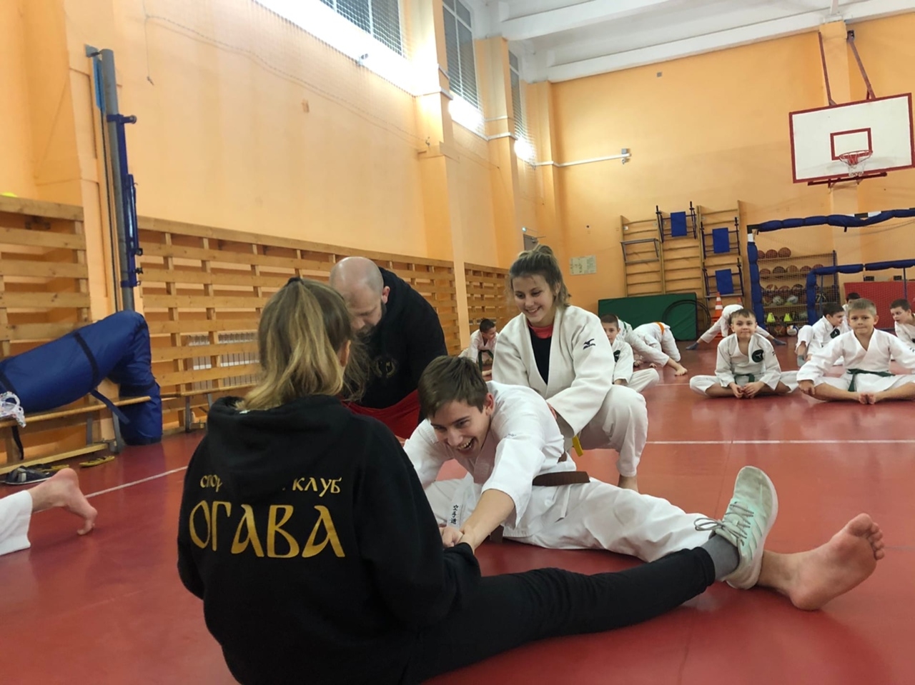 Онлайн-занятие по каратэ проведут для школьников из Щербинки