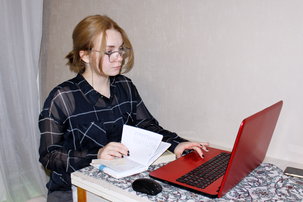Сотрудники Центра социального обслуживания «Щербинский» поделились новым списком онлайн-мероприятий